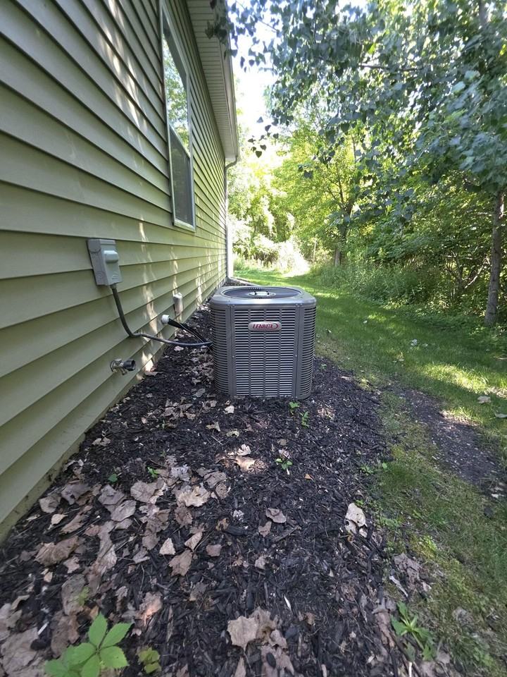 418 W Ellen St - Photo 3 of 43