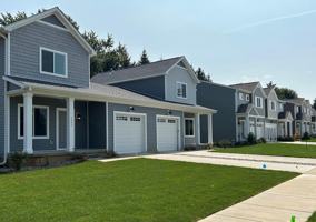 featured image of 1029 Rebecca St #13