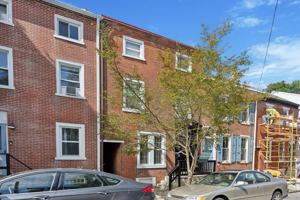 featured image of 117 E Miner St