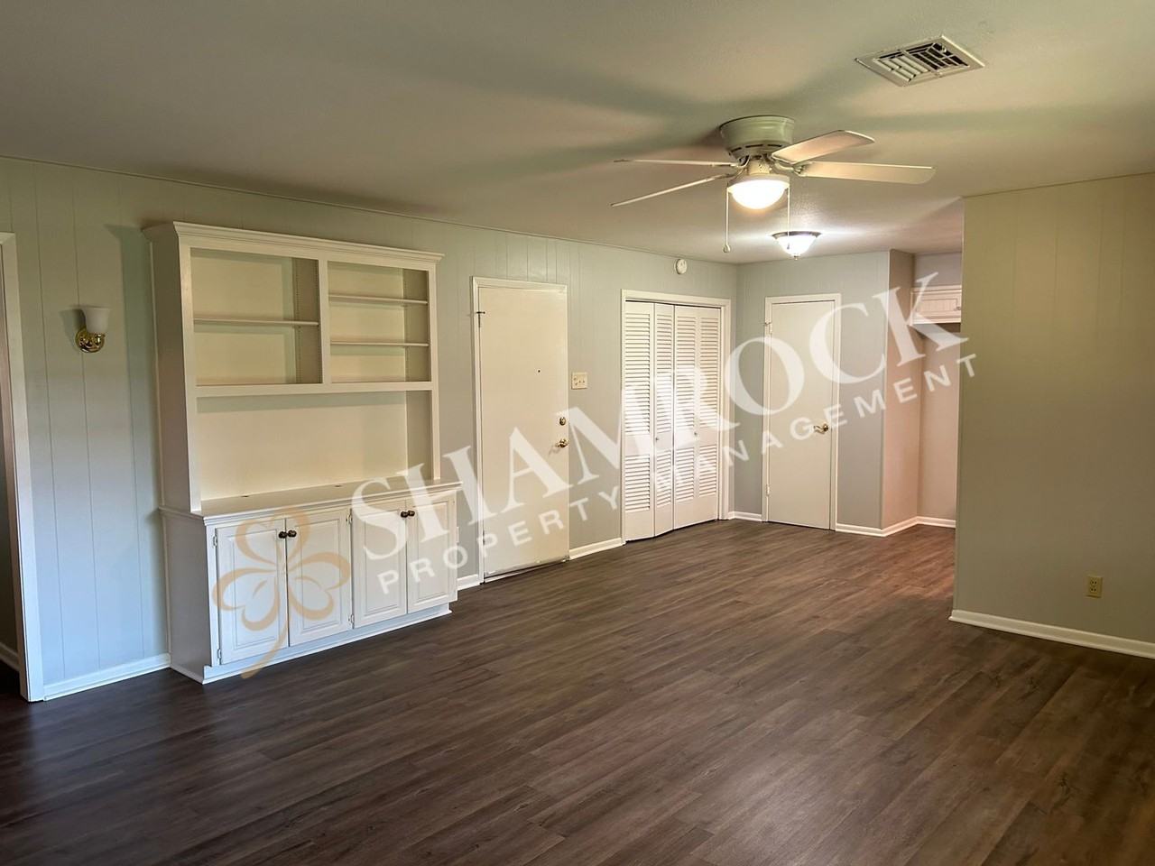 5119 Loch Lomond Dr - Photo 7 of 17