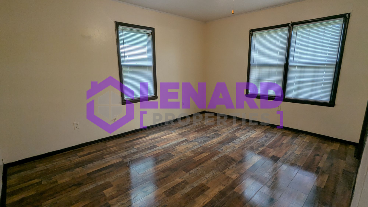 2123 N Taylor Ave - Photo 6 of 9