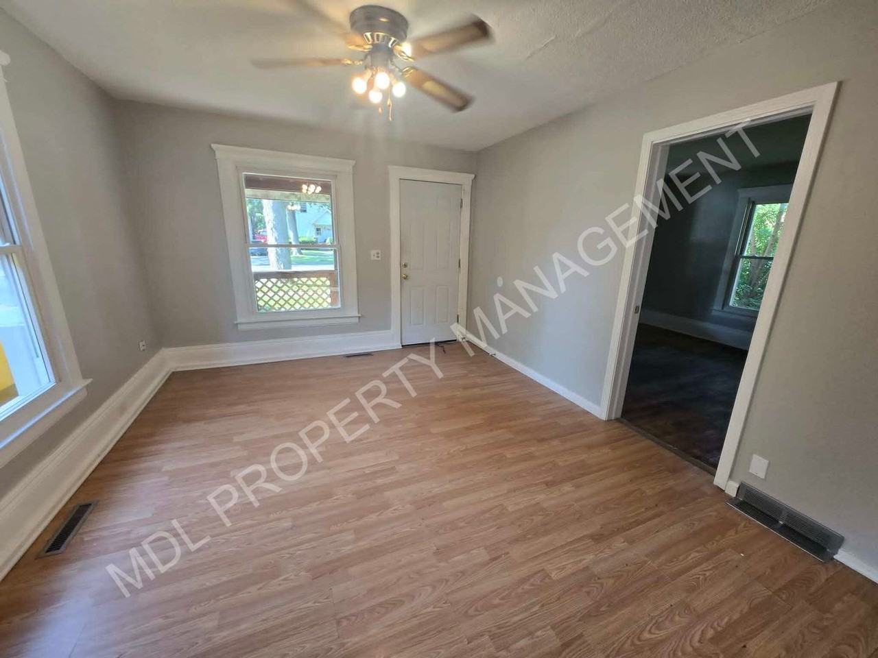 1914 W Michigan Ave - Photo 2 of 12