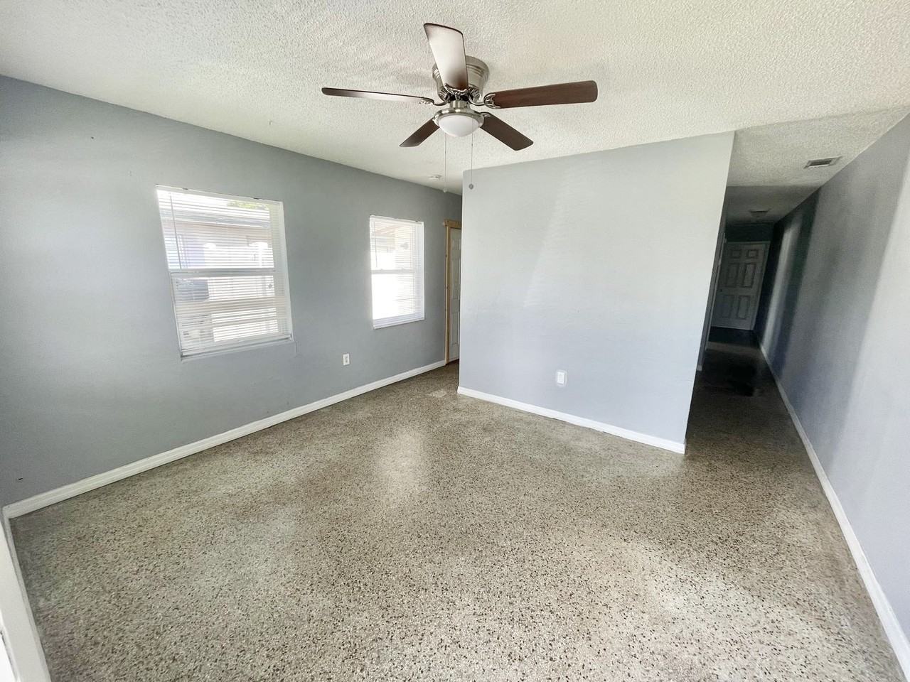 4615 Edgewater Dr #1 - Photo 4 of 11