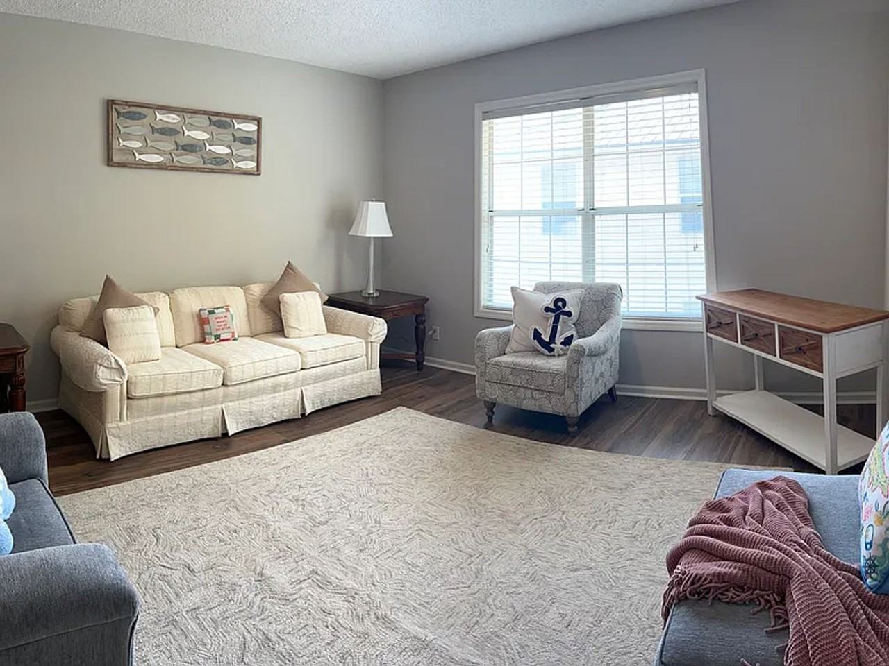 206 W Island Square Dr - Photo 3 of 18