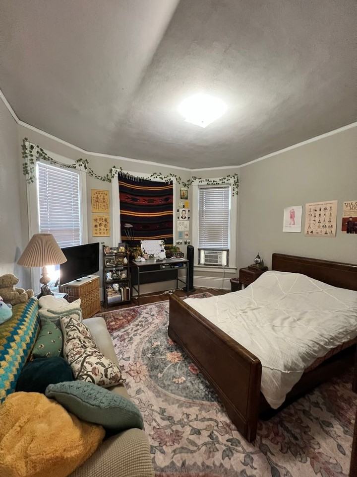 650 Jackson St - Photo 2 of 14