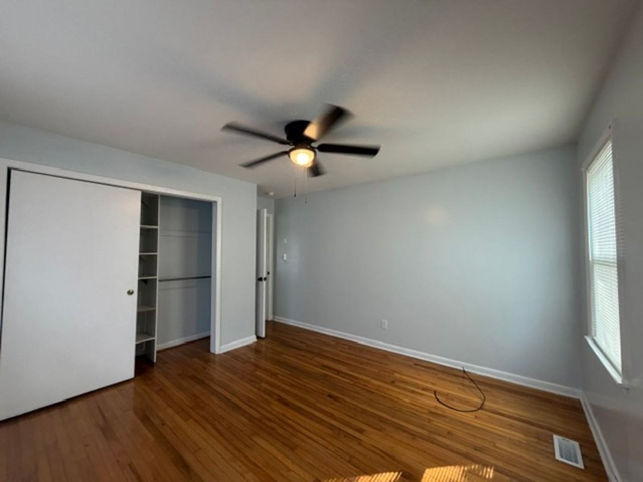 434 Crystal Dr - Photo 6 of 15