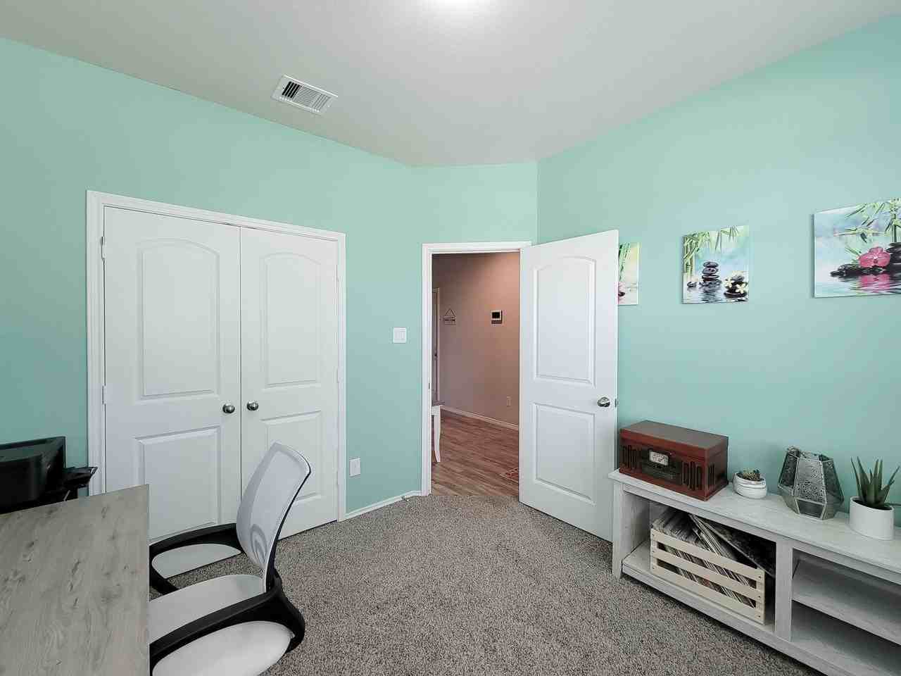 11432 Green Cay Ln - Photo 5 of 46