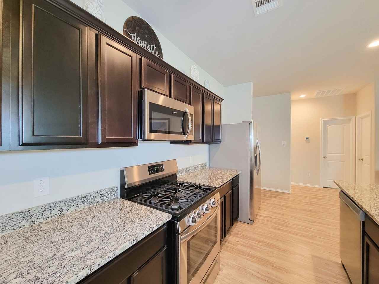 11432 Green Cay Ln - Photo 7 of 46