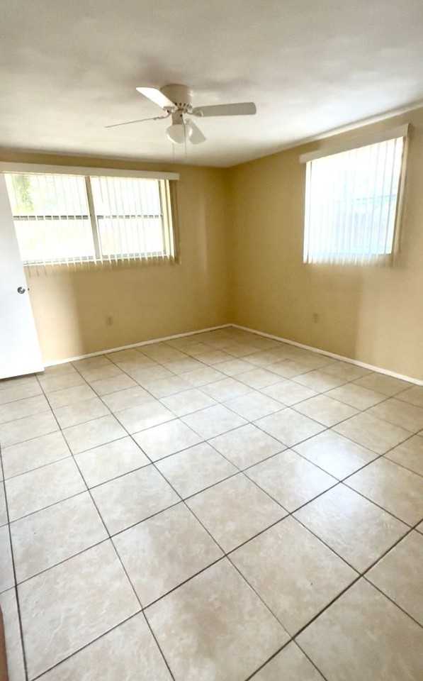 7124 Isle Dr - Photo 7 of 11