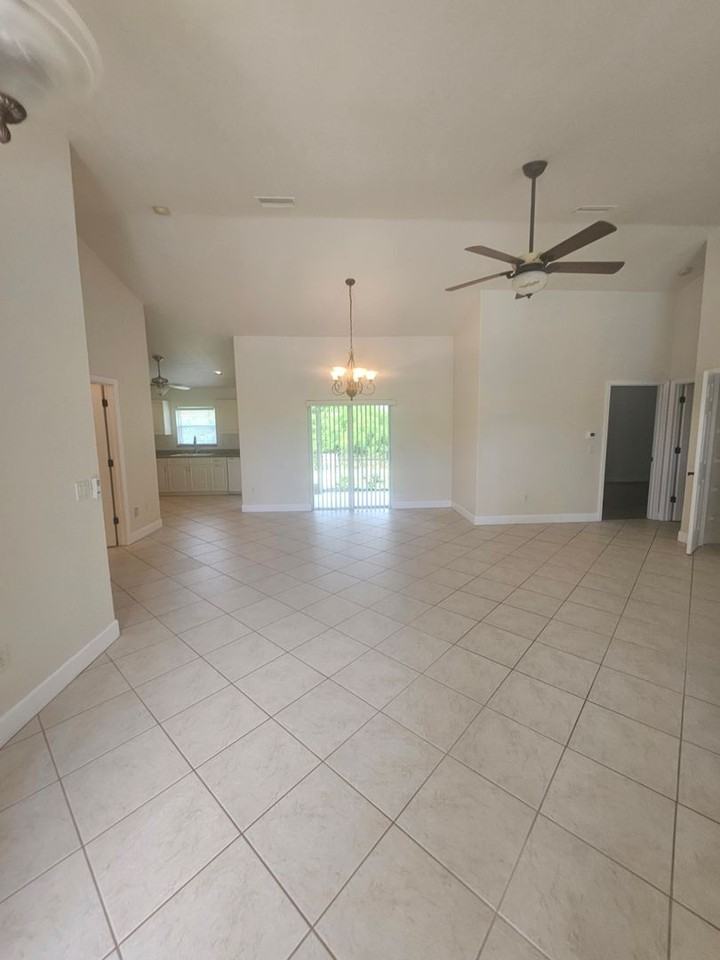 16 Donlon Dr #B - Photo 7 of 17