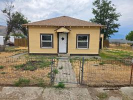 featured image of 2735 12th St