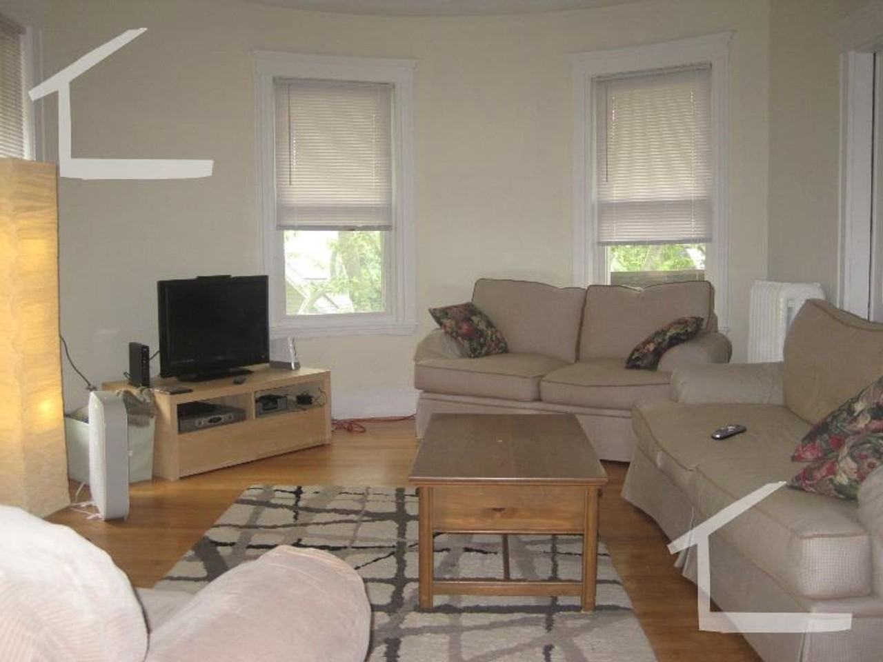 198 Rawson Rd - Photo 2 of 12