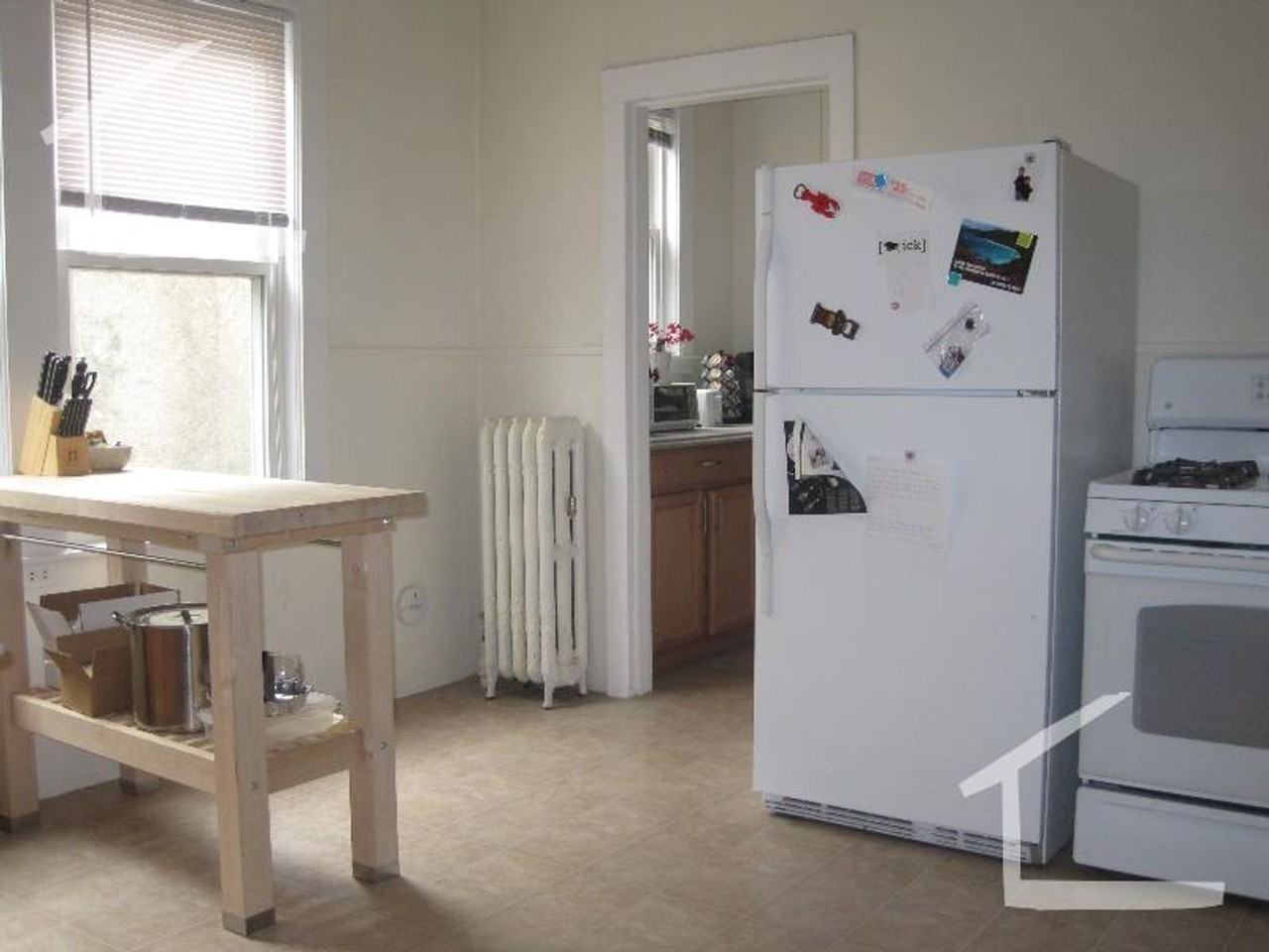 198 Rawson Rd - Photo 4 of 12