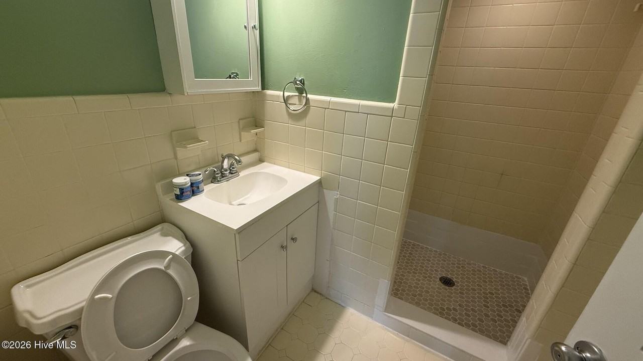 116 Osceola Dr - Photo 7 of 12