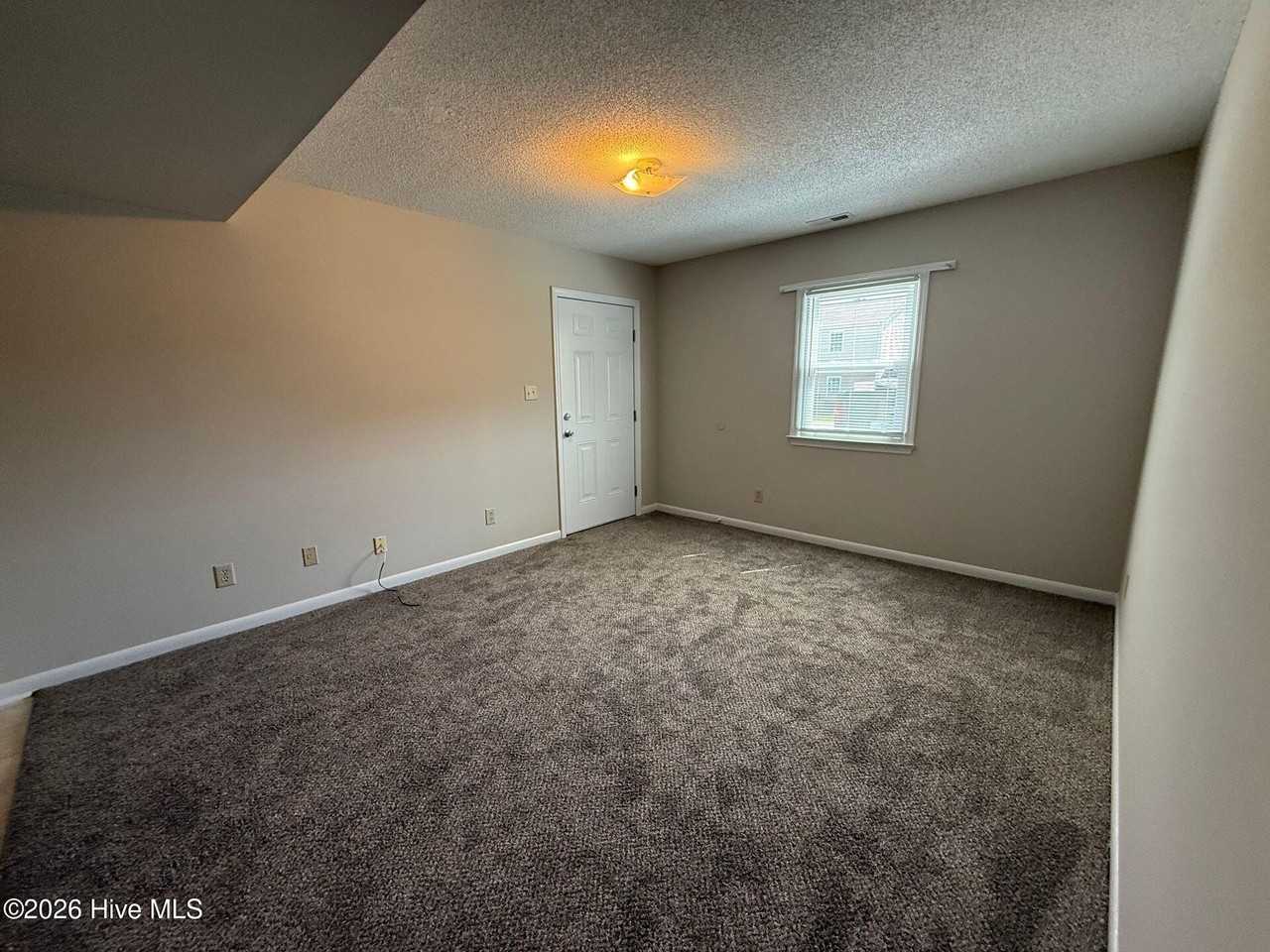 2310 Indian Dr #15 - Photo 3 of 6