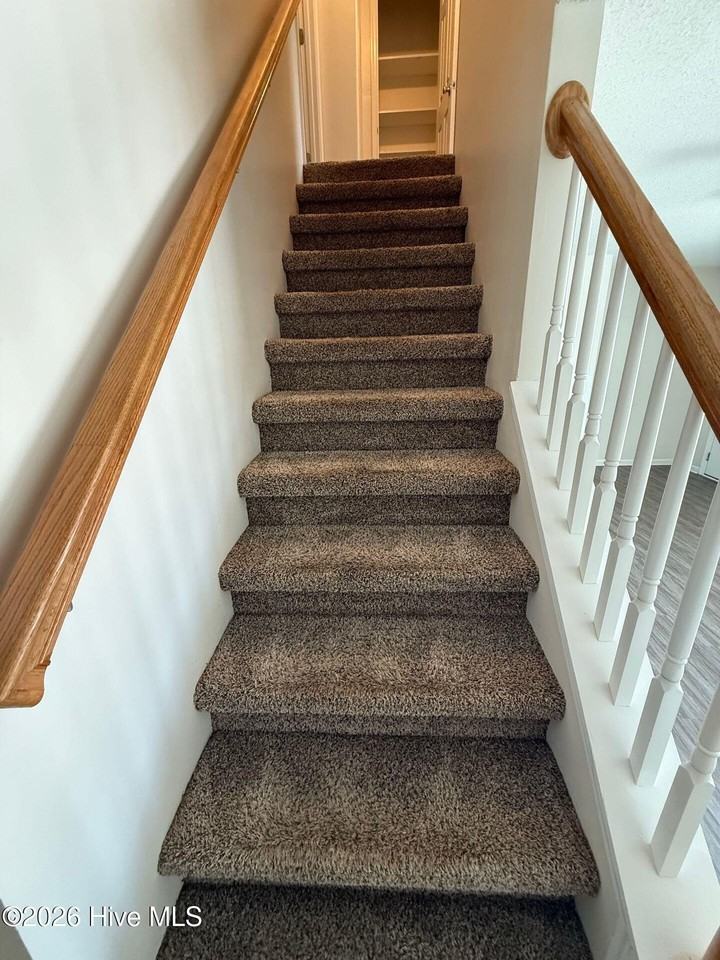 506 Myrtlewood Cir - Photo 6 of 10