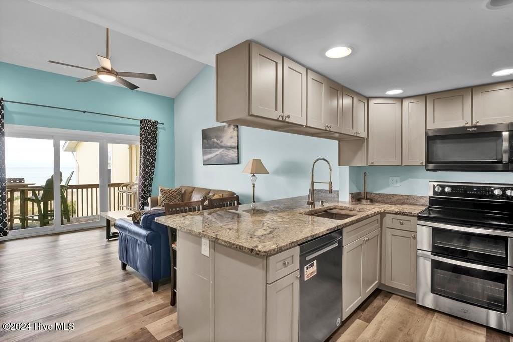 918 /235 N New River Drive #235 - Photo 6 of 16