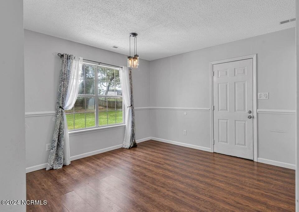103 Carriage Hills Ct - Photo 6 of 28