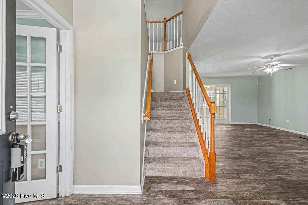 301 Old Dam Rd - Photo 7 of 50