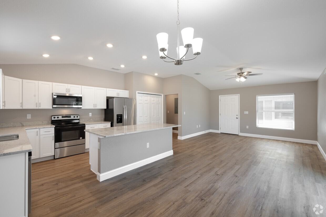 1118 Gay Rd #1 - Photo 3 of 10