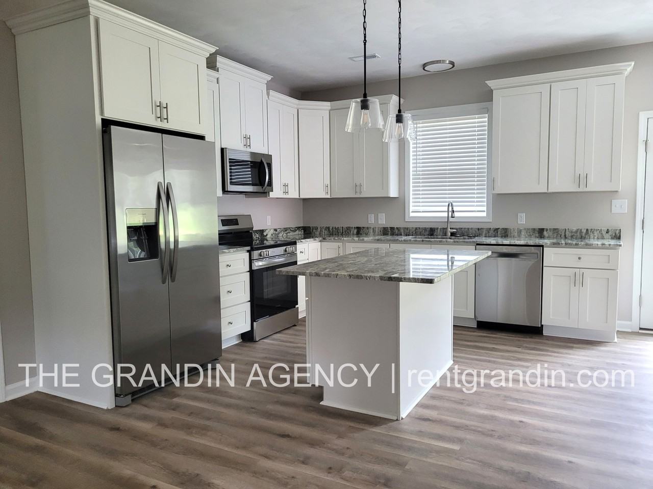 315 Trinity Rd #1 - Photo 4 of 12