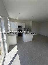 12213 Nw 23rd Pl - Photo 5 of 8