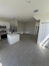 12213 Nw 23rd Pl - Photo 6 of 8