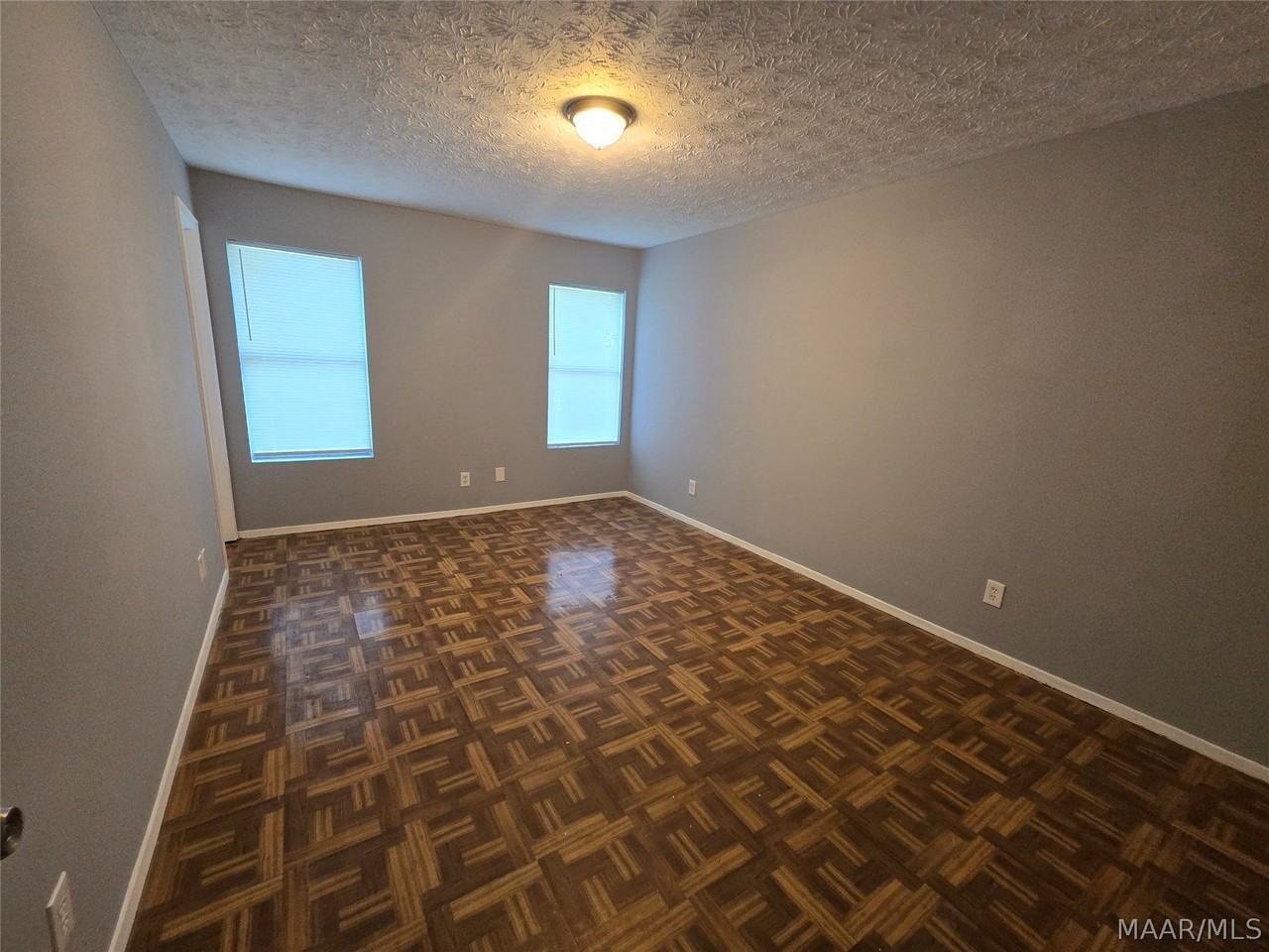 3224 Raintree Dr - Photo 5 of 10