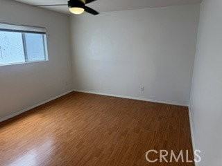 21310 Hiawatha St - Photo 3 of 8