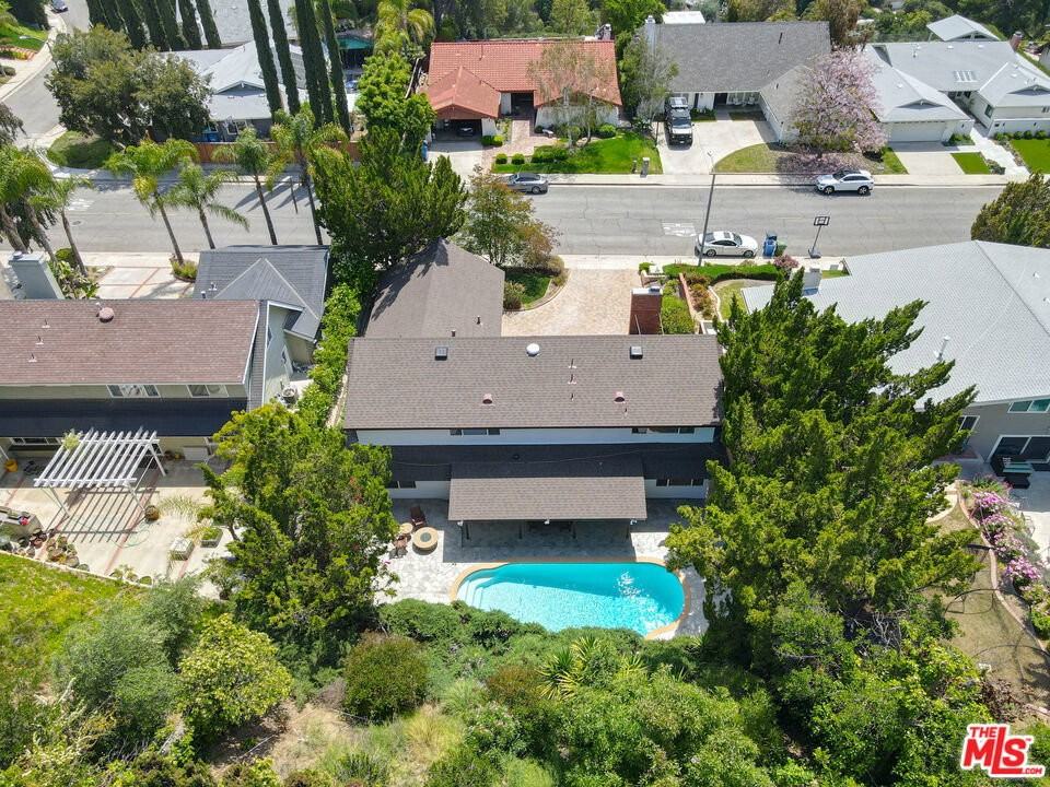 4220 Towhee Dr - Photo 7 of 8