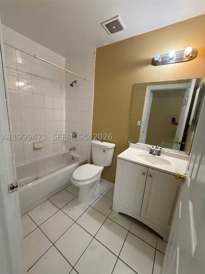 12787 Sw 257th St #12787 - Photo 5 of 10