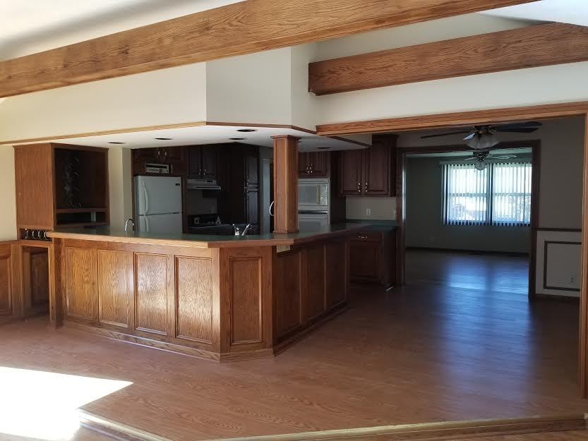 1049 Deleone Dr #1 - Photo 4 of 22