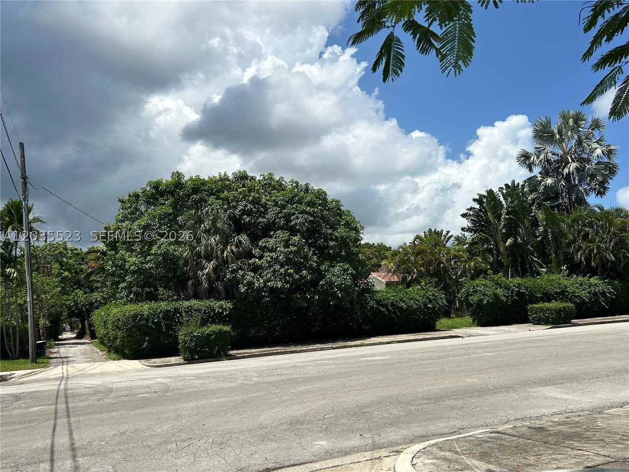 9600 N Miami Ave - Photo 6 of 36