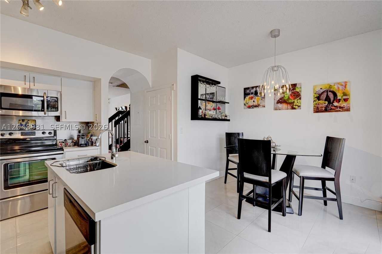 8535 Sw 152nd Ave #204 - Photo 7 of 38