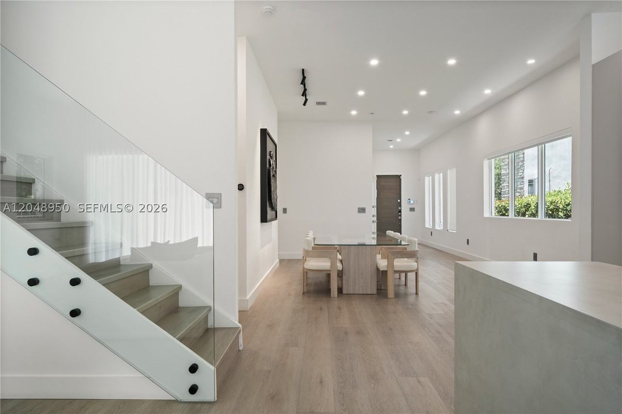18955 Atlantic Blvd #0 - Photo 5 of 18