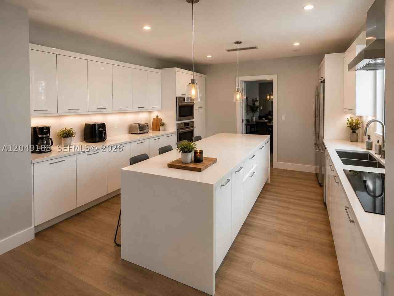 8631 Arboretum Ln - Photo 6 of 47