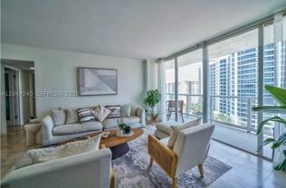 5900 Collins Ave #1406 - Photo 1 of 1