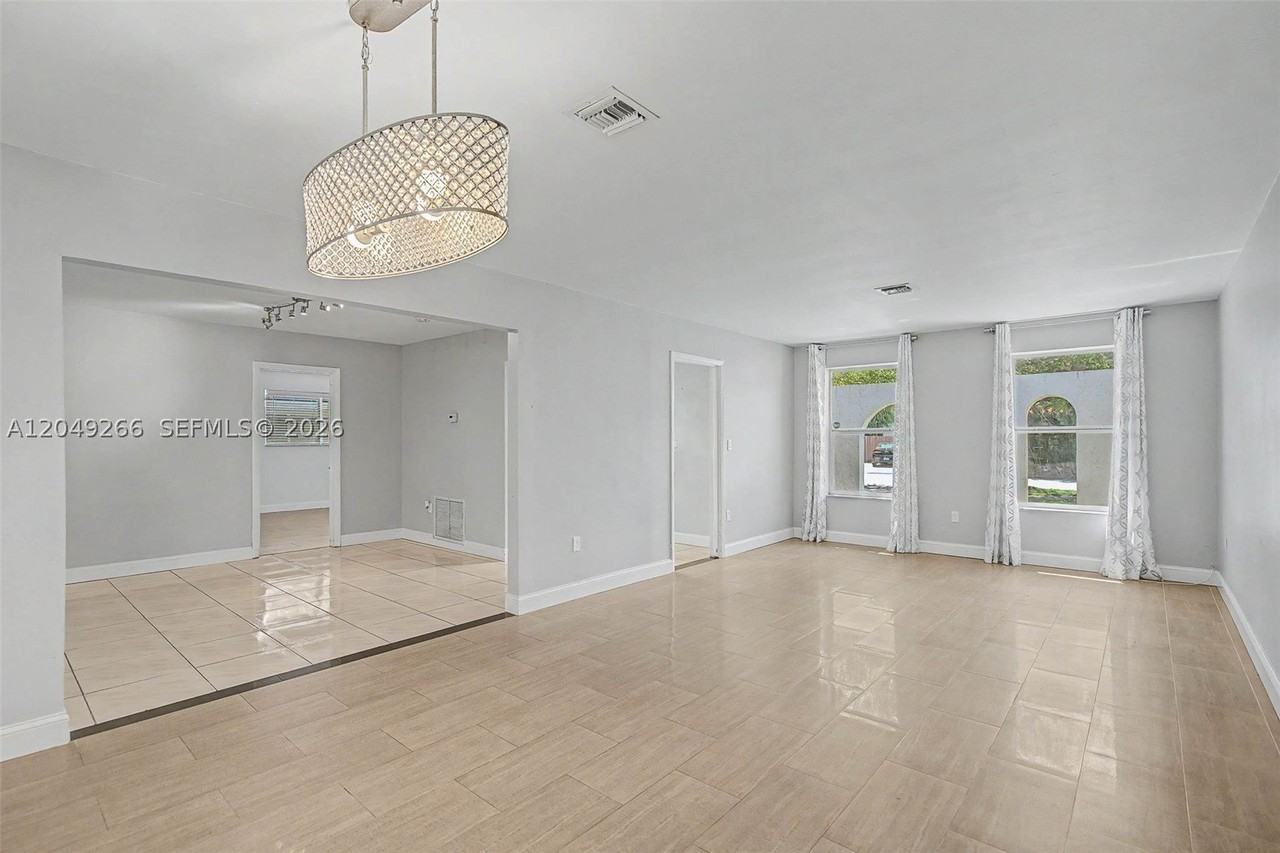 11860 Sw 81st Rd #11860 - Photo 6 of 24