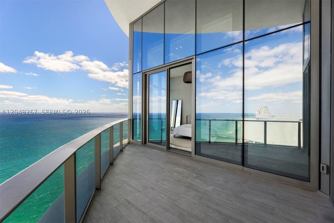 15701 Collins Ave #4701 - Photo 4 of 50