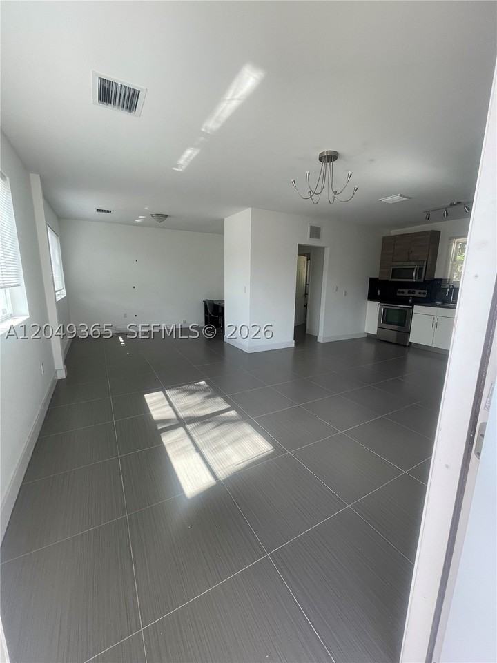 545 Nw 121st St #545 - Photo 2 of 20