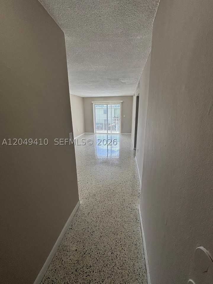1047 Sw 7th St #12 - Photo 2 of 9