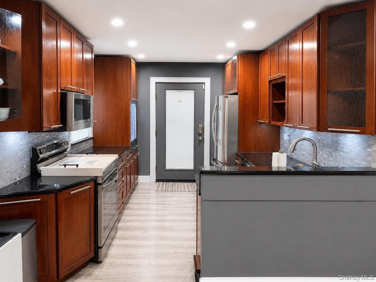 30 Classon Ave - Photo 6 of 17