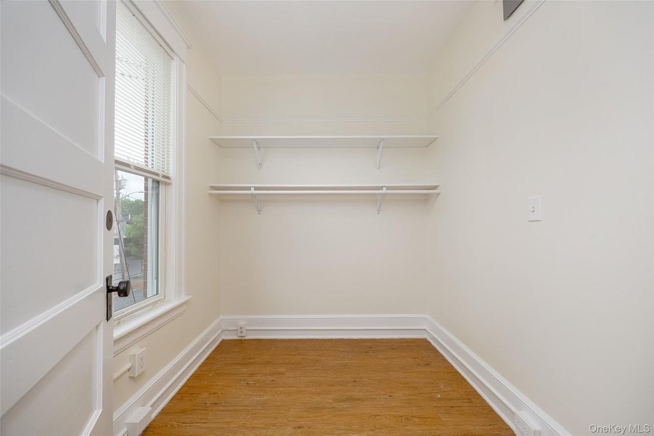 759 Main St - Photo 4 of 16