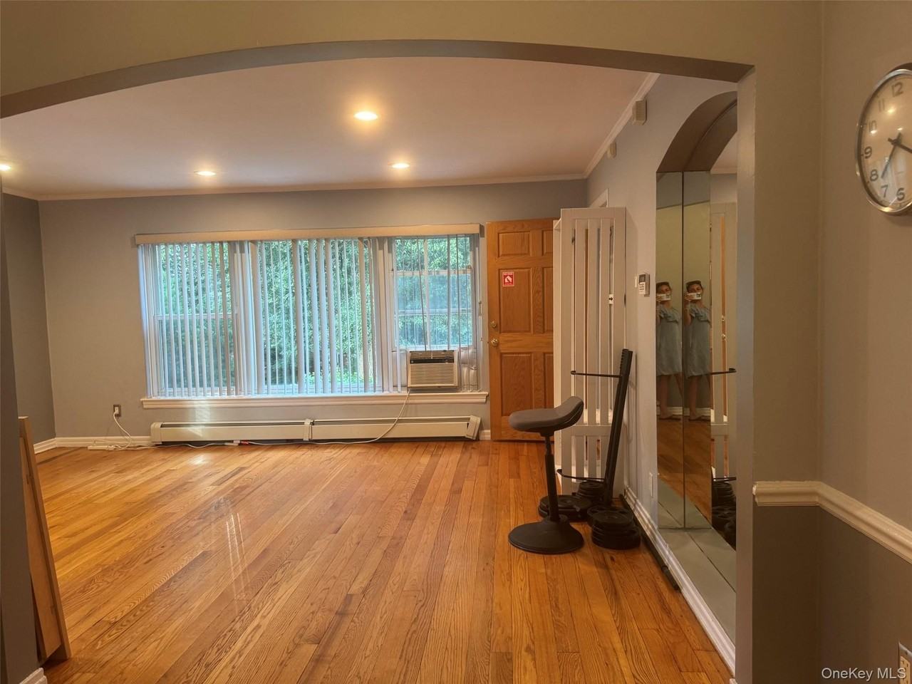 18 Linden St - Photo 2 of 8