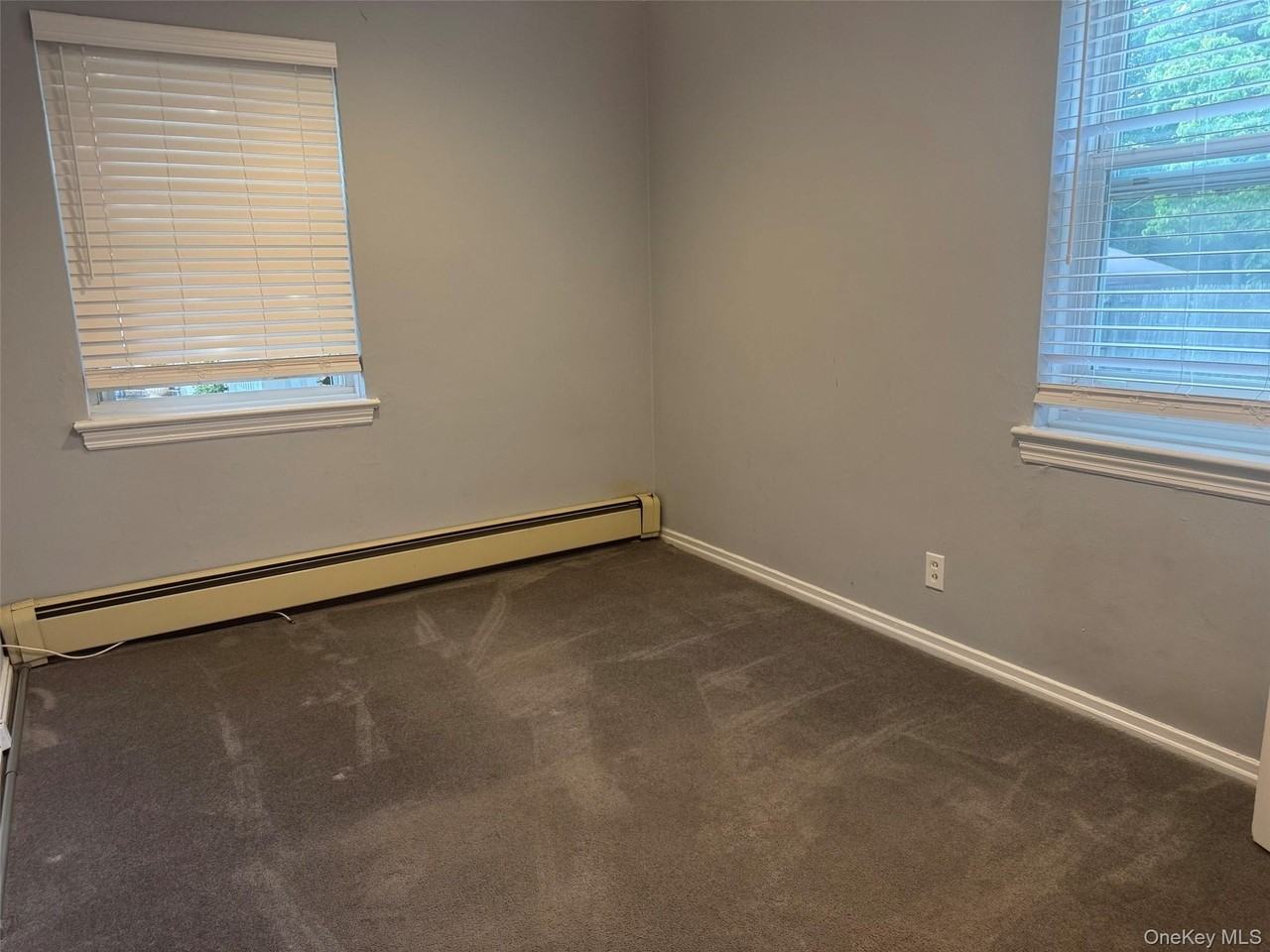 18 Linden St - Photo 7 of 8
