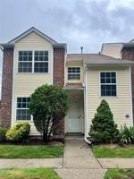 featured image of 49 Woodlake Dr