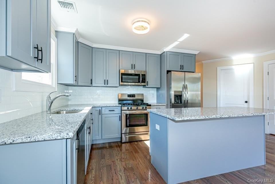 201 Nassau Blvd #A - Photo 4 of 19