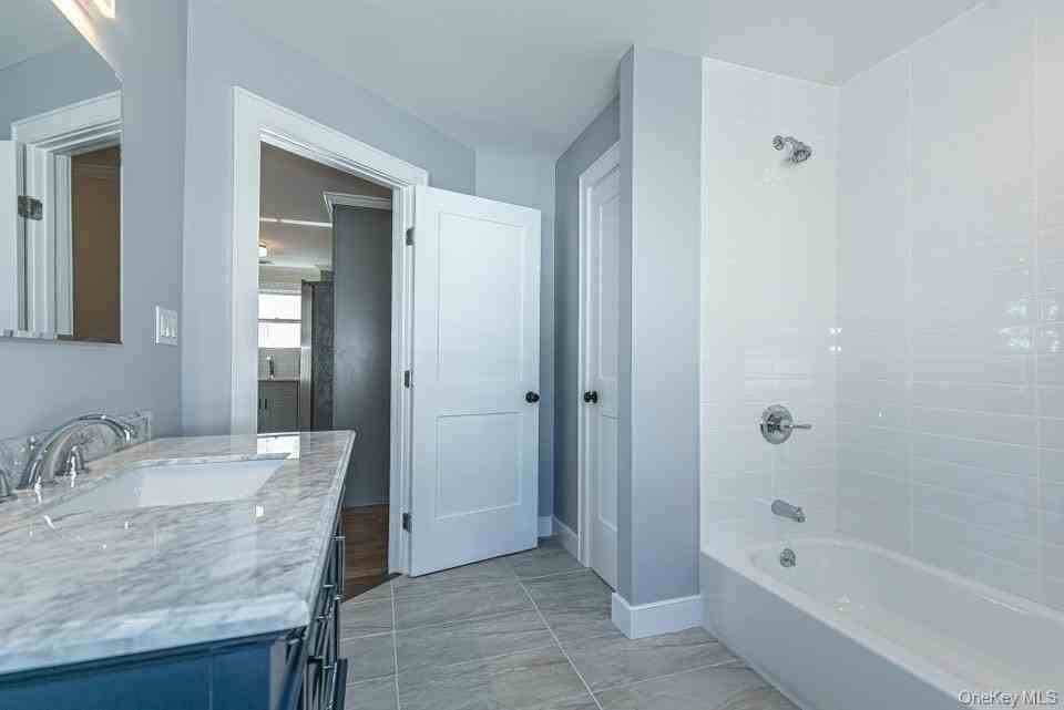 201 Nassau Blvd #A - Photo 7 of 19