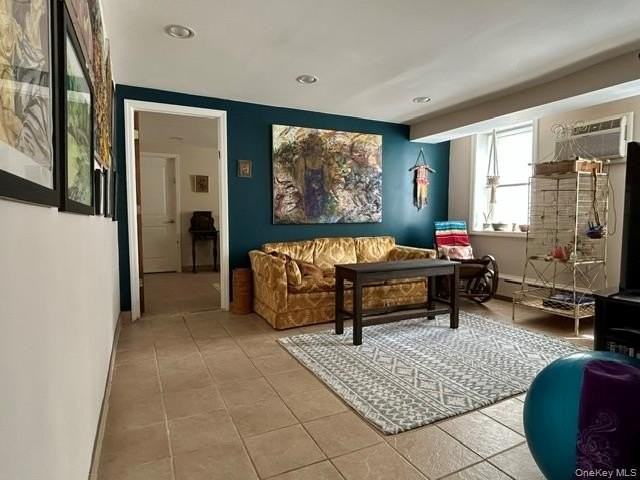 546 E Hudson St - Photo 7 of 7