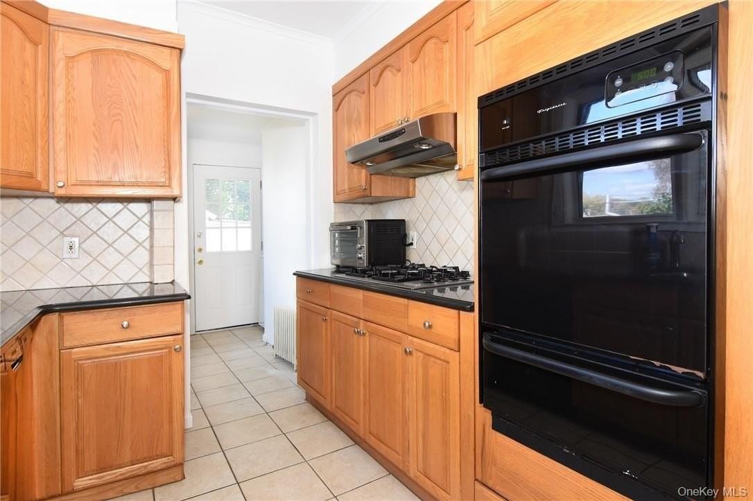 216 Third Ave - Photo 4 of 20